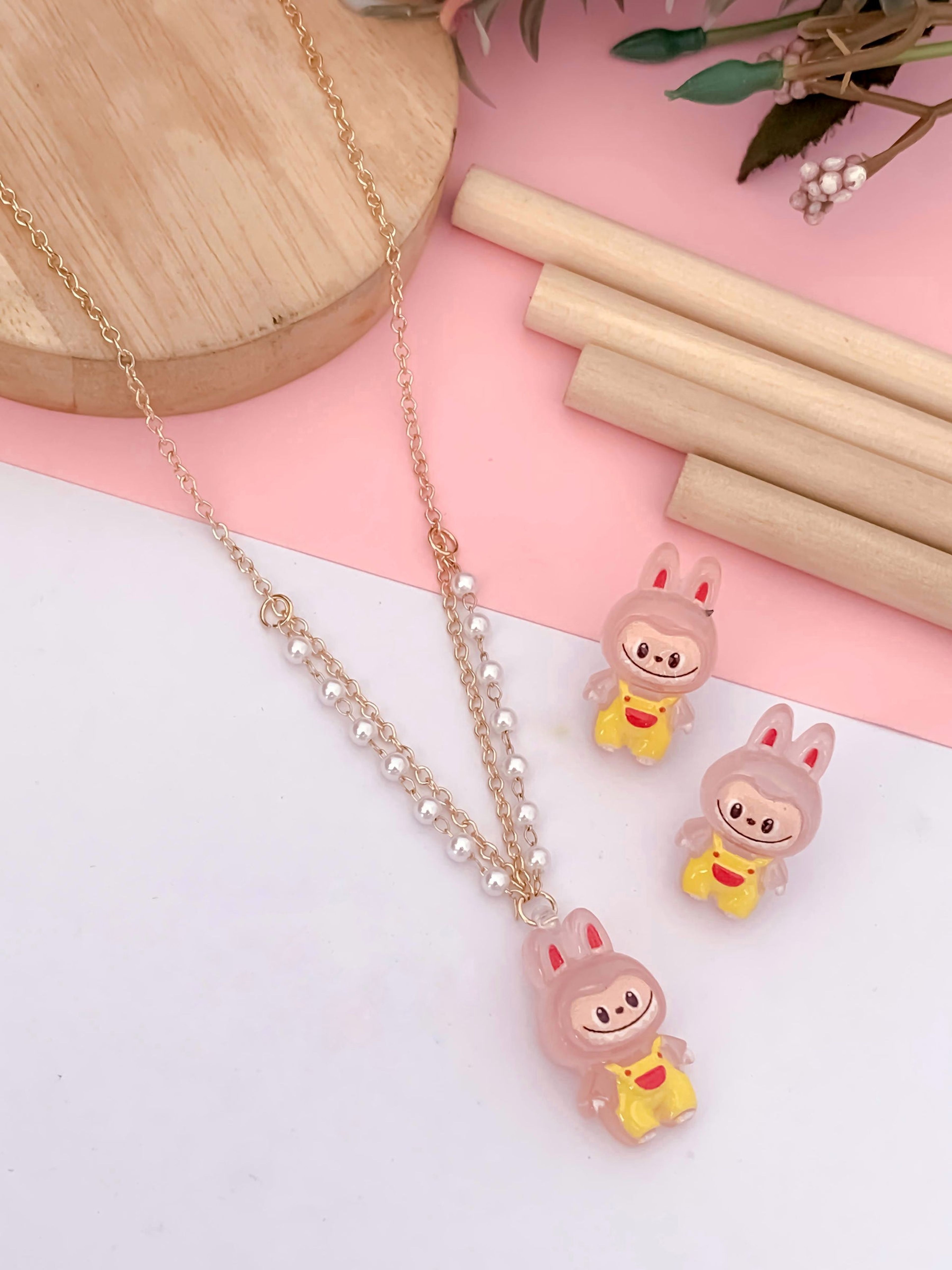 Kids' Cartoon Bunny Pearl Necklace