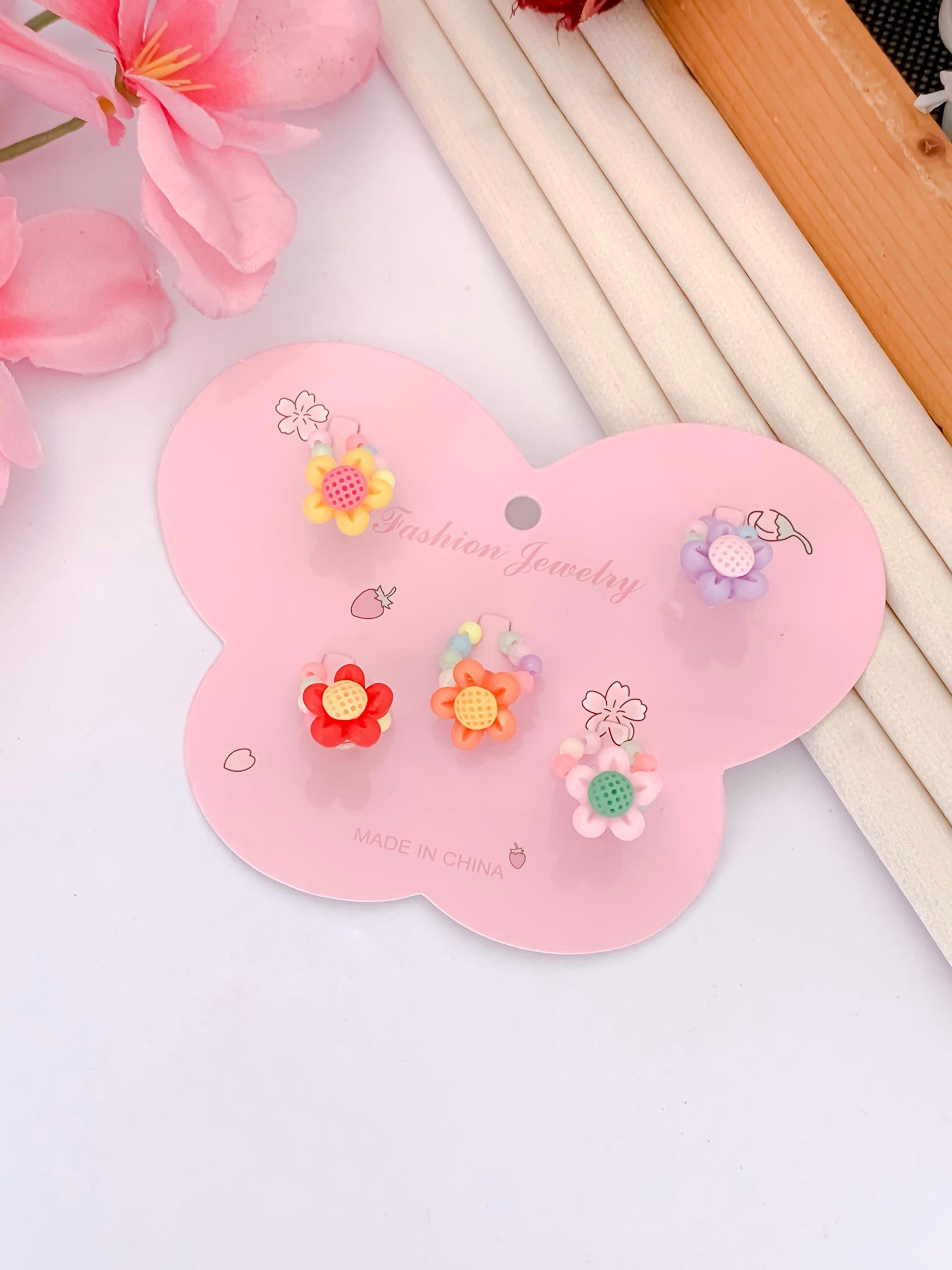 Kids' Floral Beaded Ring Set of 5