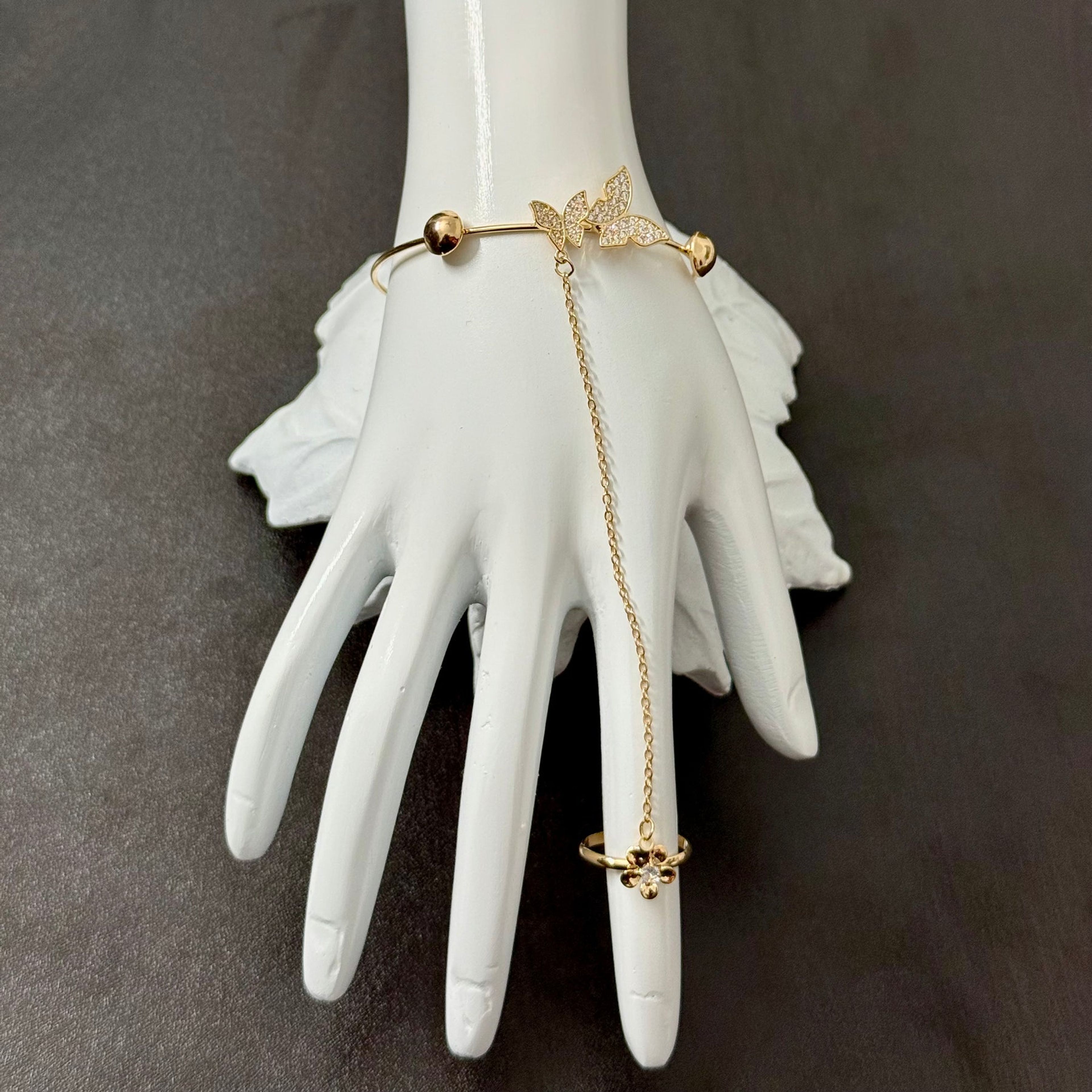 Anti-Tarnish Crystal Motif Hand Harness Bracelet