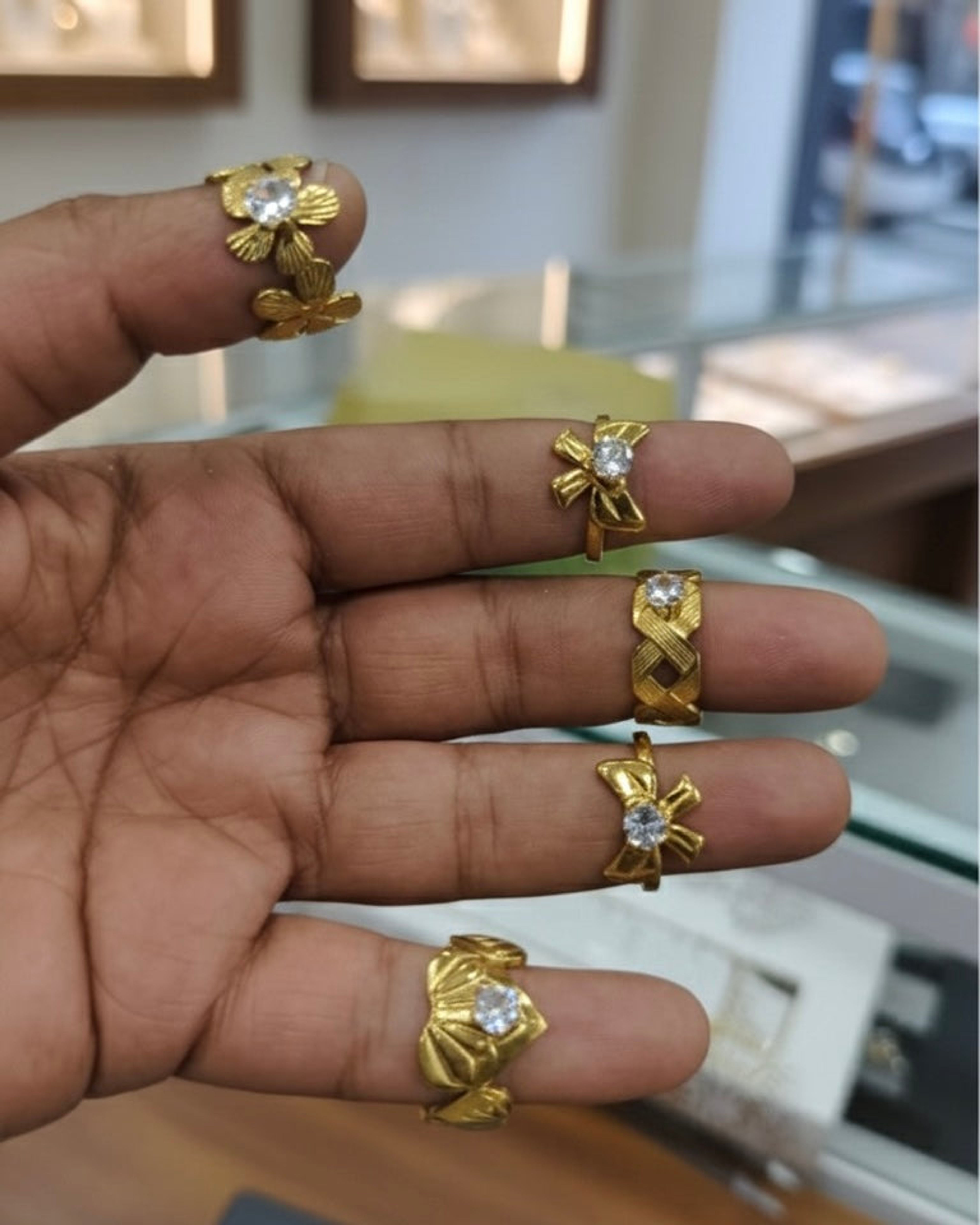 5-Piece Anti-Tarnish Floral Ring Combo