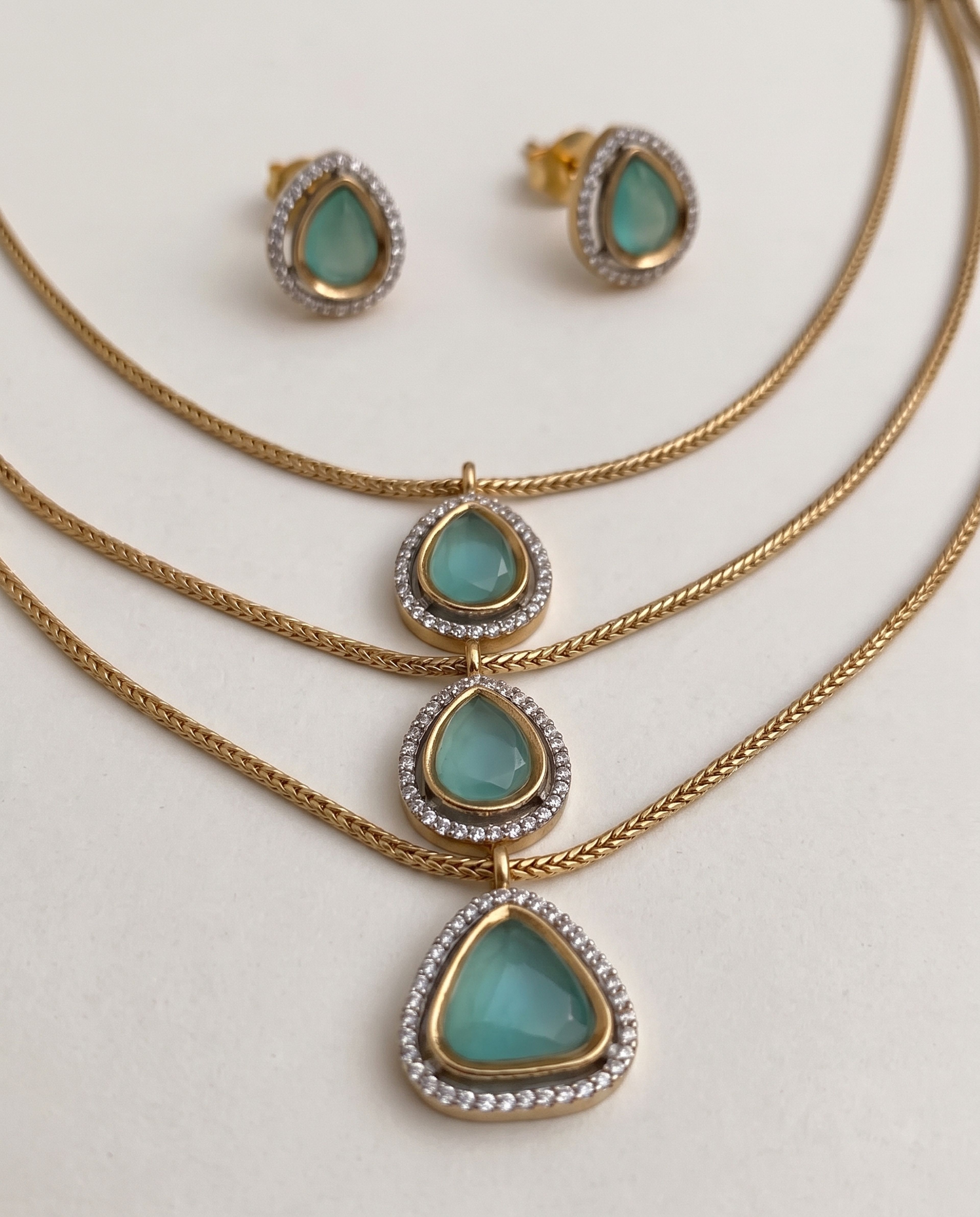 Emerald Teardrop Layer Necklace, close-up of the detail