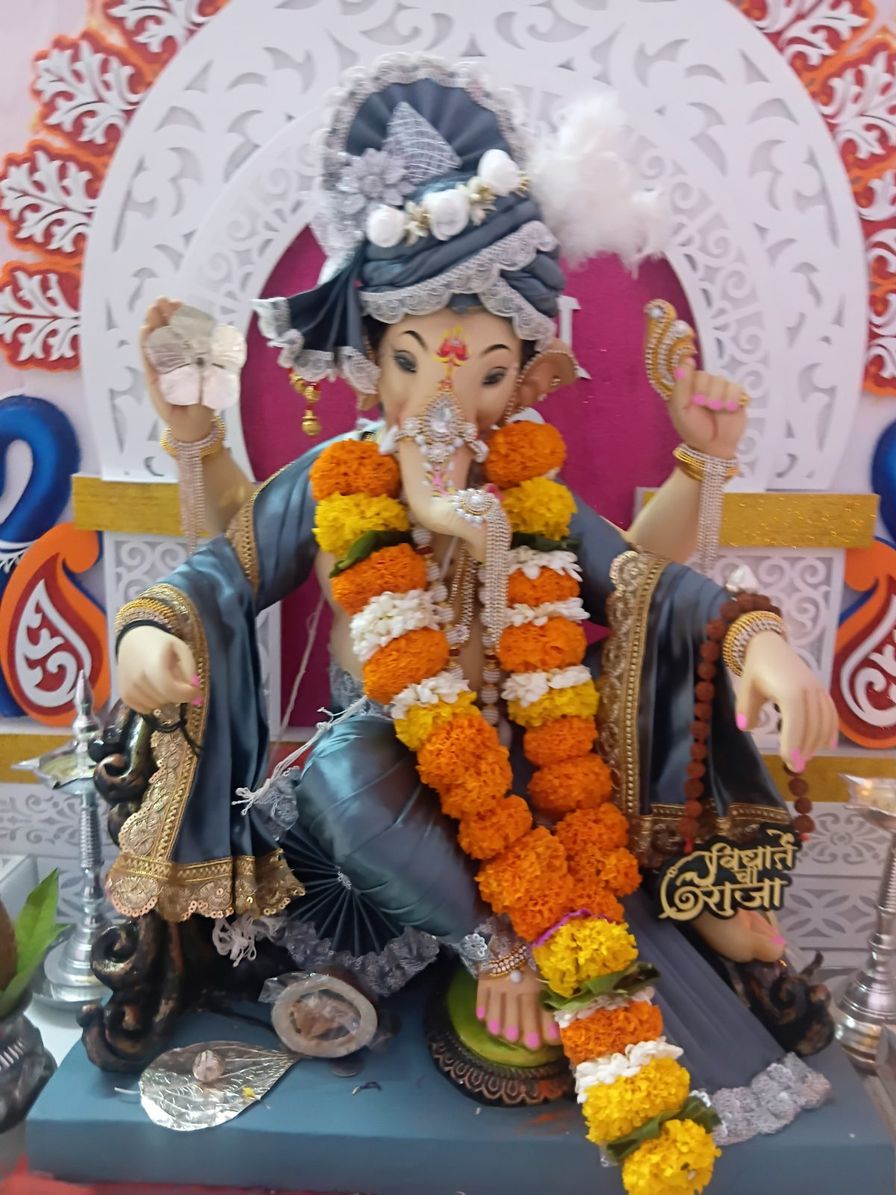 विधाते परिवार चा राजा