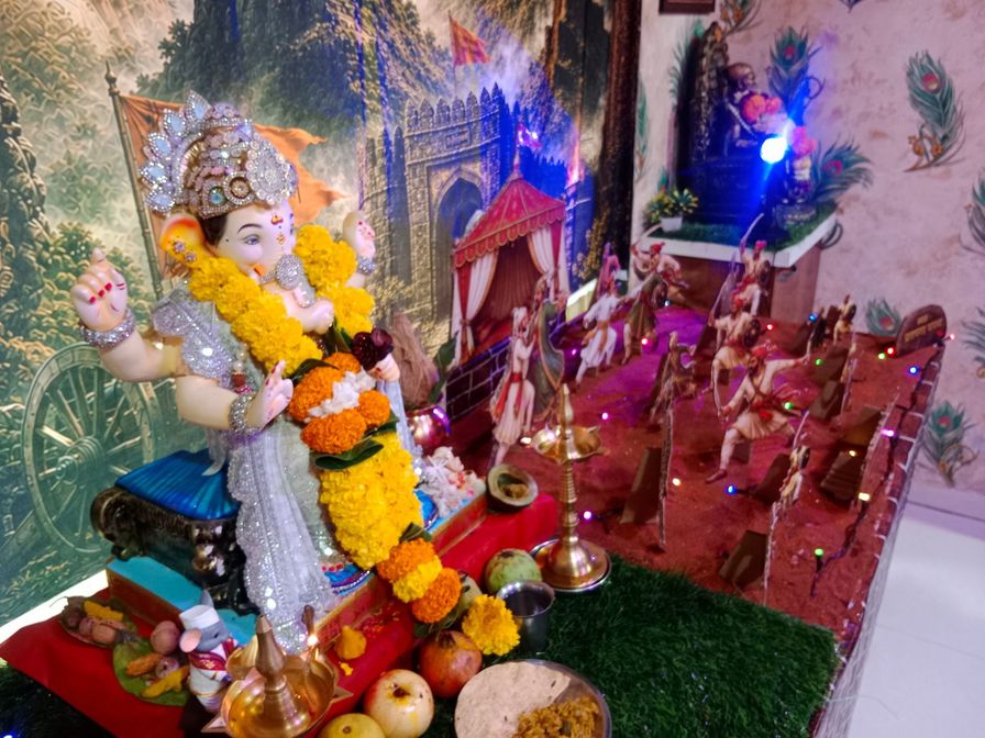 कदम परिवाराचा गणपती