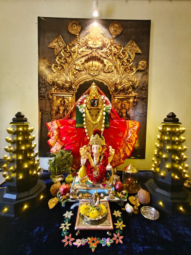 कुळकर्णी परिवाराचा गणपती