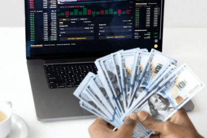 Er zijn meerdere manieren om geld te verdienen met jouw organisatie. Leer er alles over in het MBA traject dat je ook met het STAP budget kunt volgen