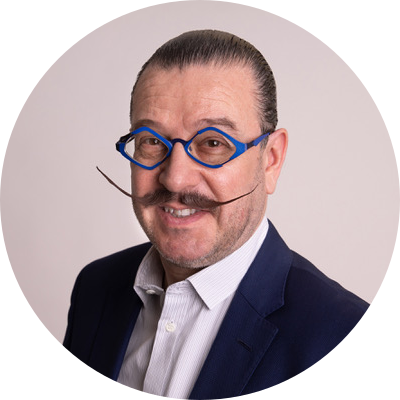 Portrait of Jonathan Straight