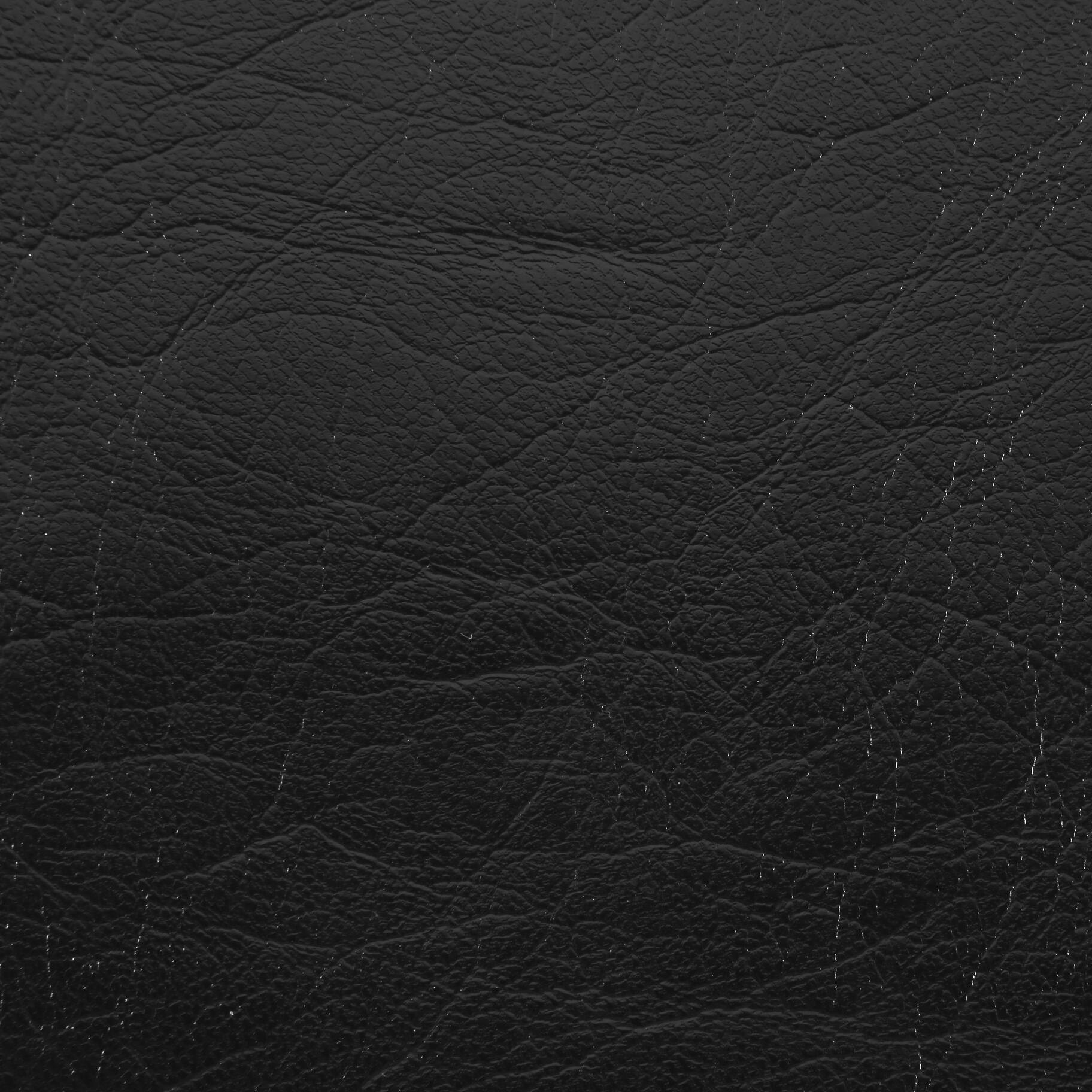 0001 Black
