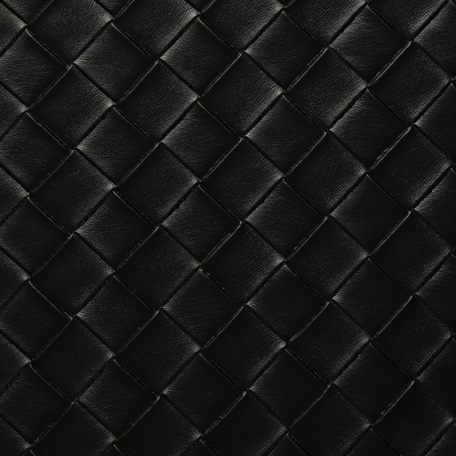 0001 Black