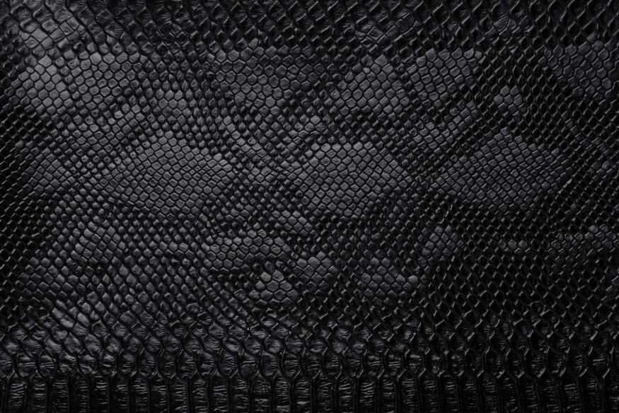 0001 Black