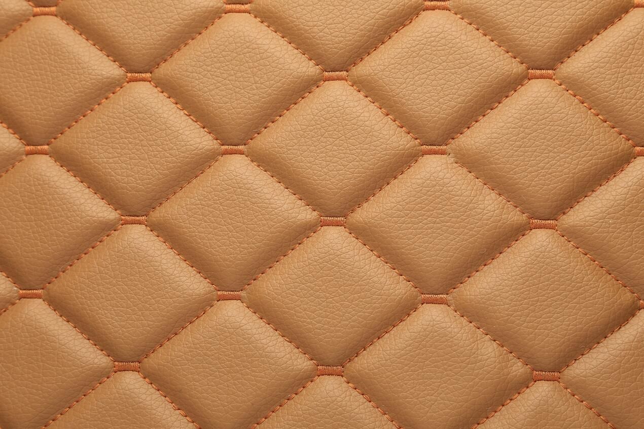 0655 Oil tan with orange stitching