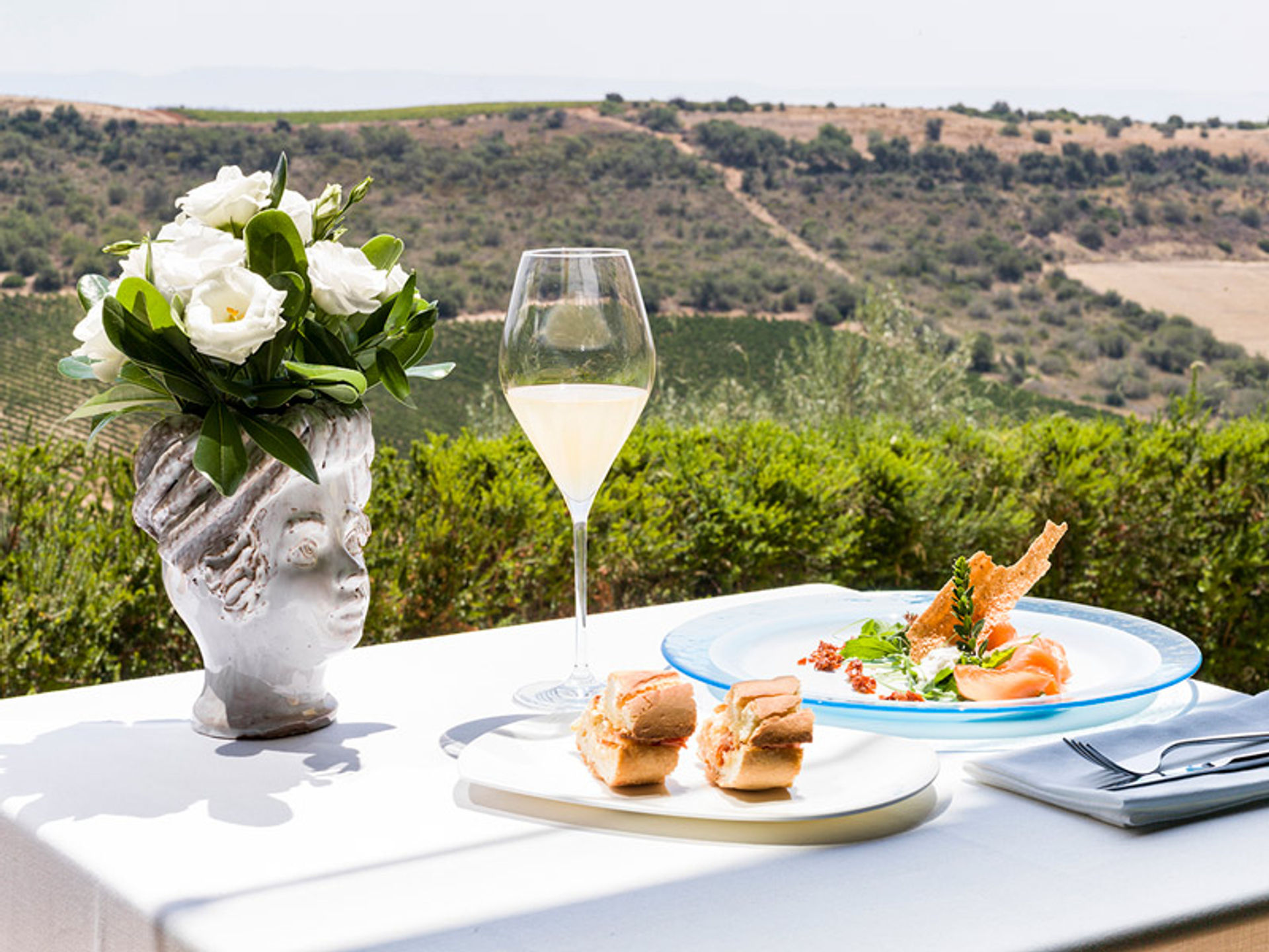 feudi-del-pisciotto-wine-relais