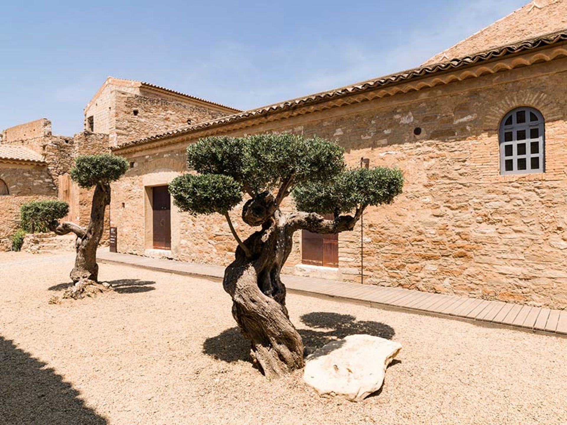 feudi-del-pisciotto-wine-relais