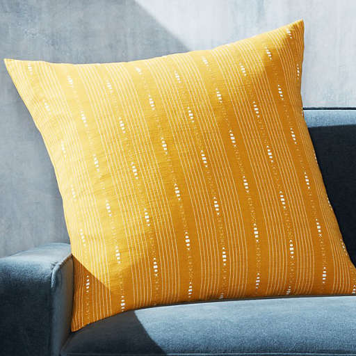 Renato Pillow 23" — view 1