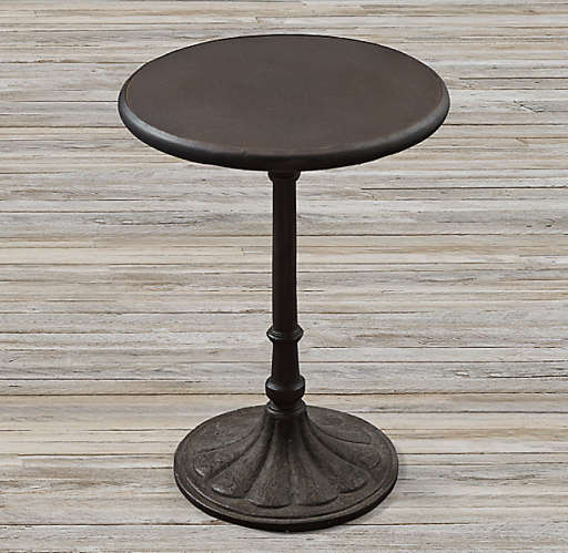 20TH C. CHRYSANTHEMUM BRASSERIE TABLE 18x24 — view 1