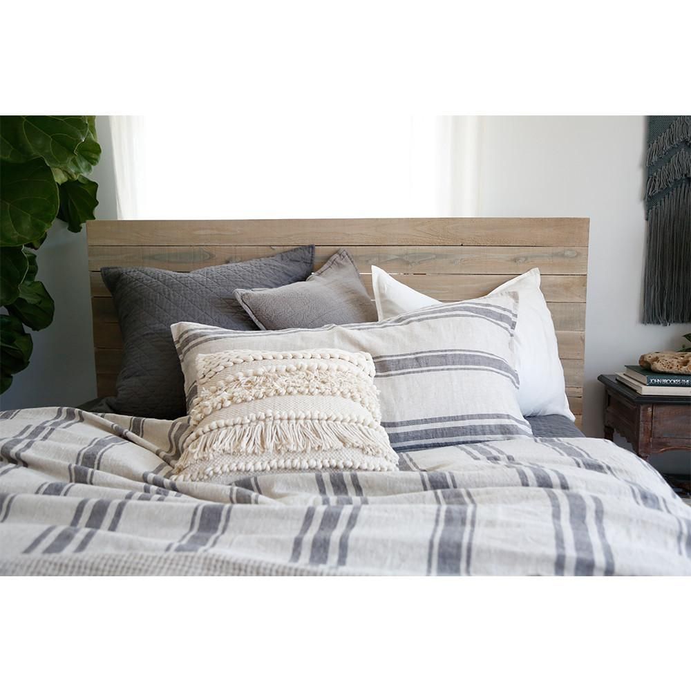 Iman Hand Woven Pillow in Ivory With Insert-20"x20" thumbnail 3
