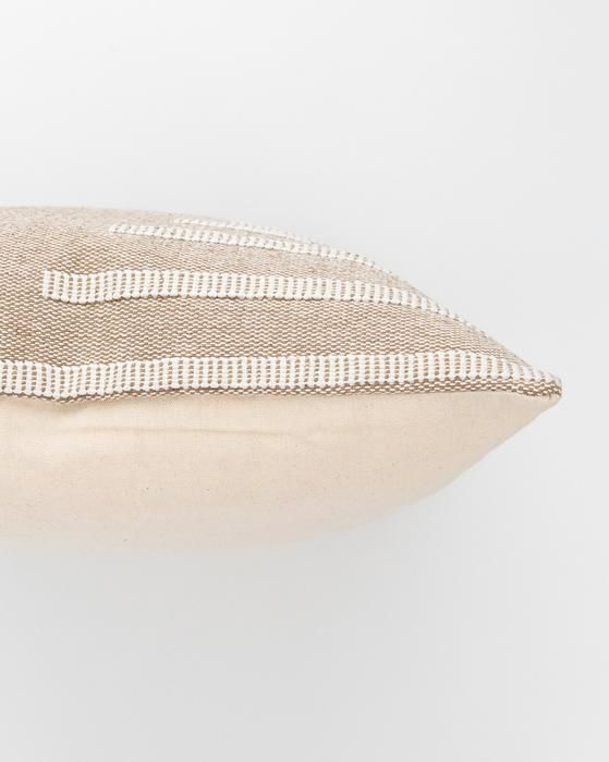 Presley Woven Pillow Cover thumbnail 4