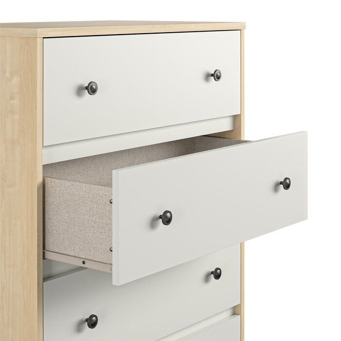 Karan 31.18'' Wide 4 - Drawer Chest thumbnail 4
