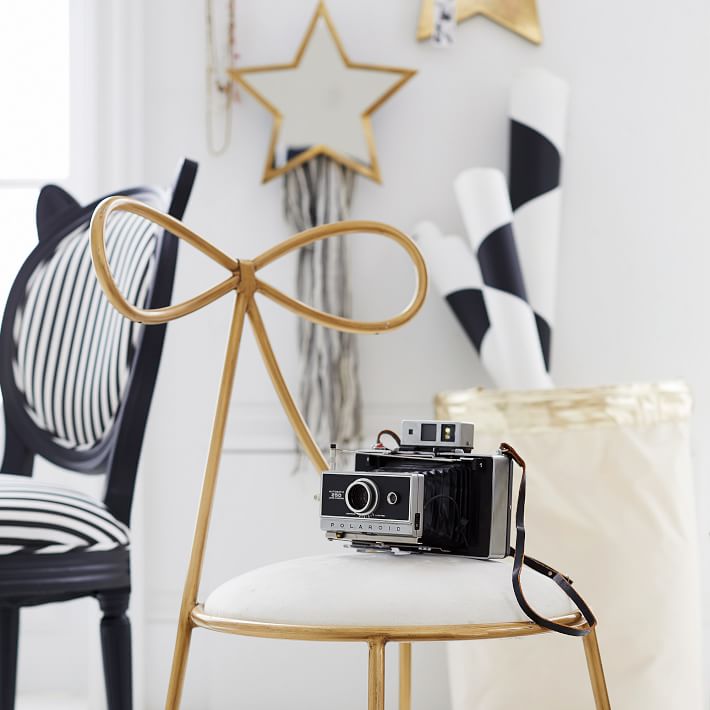 The Emily & Meritt Bow Chair thumbnail 4