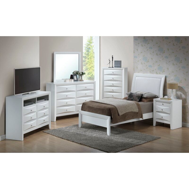 Towslee 5 Drawer Chest thumbnail 5