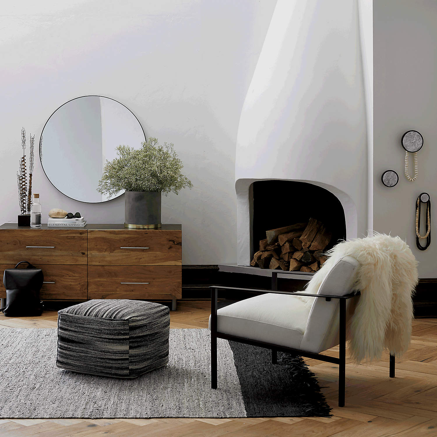 CUE WHITE CHAIR thumbnail 6