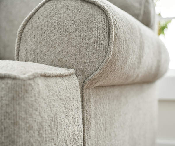 Broyhill Claremont Sectional thumbnail 3