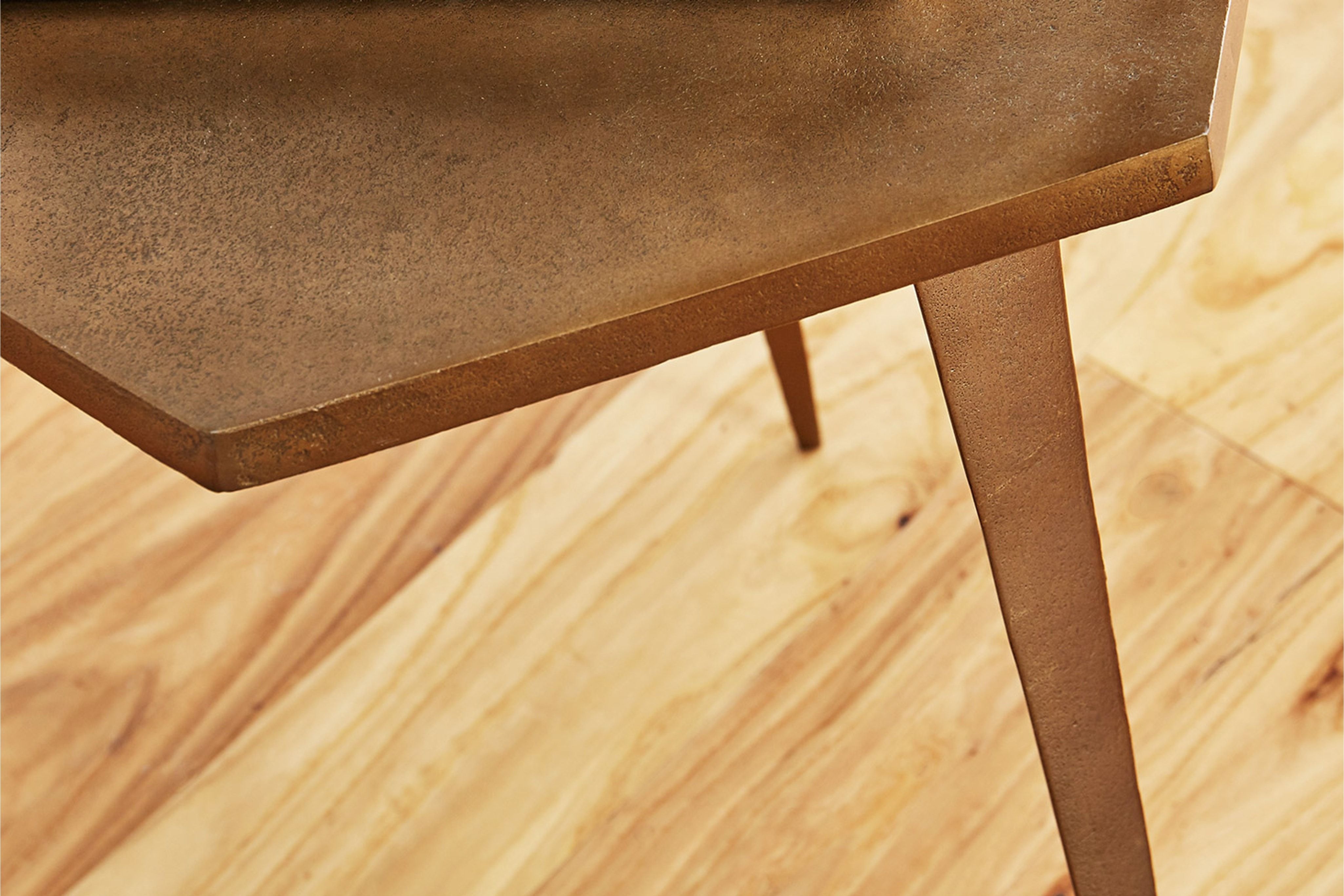 Hex End Table thumbnail 4
