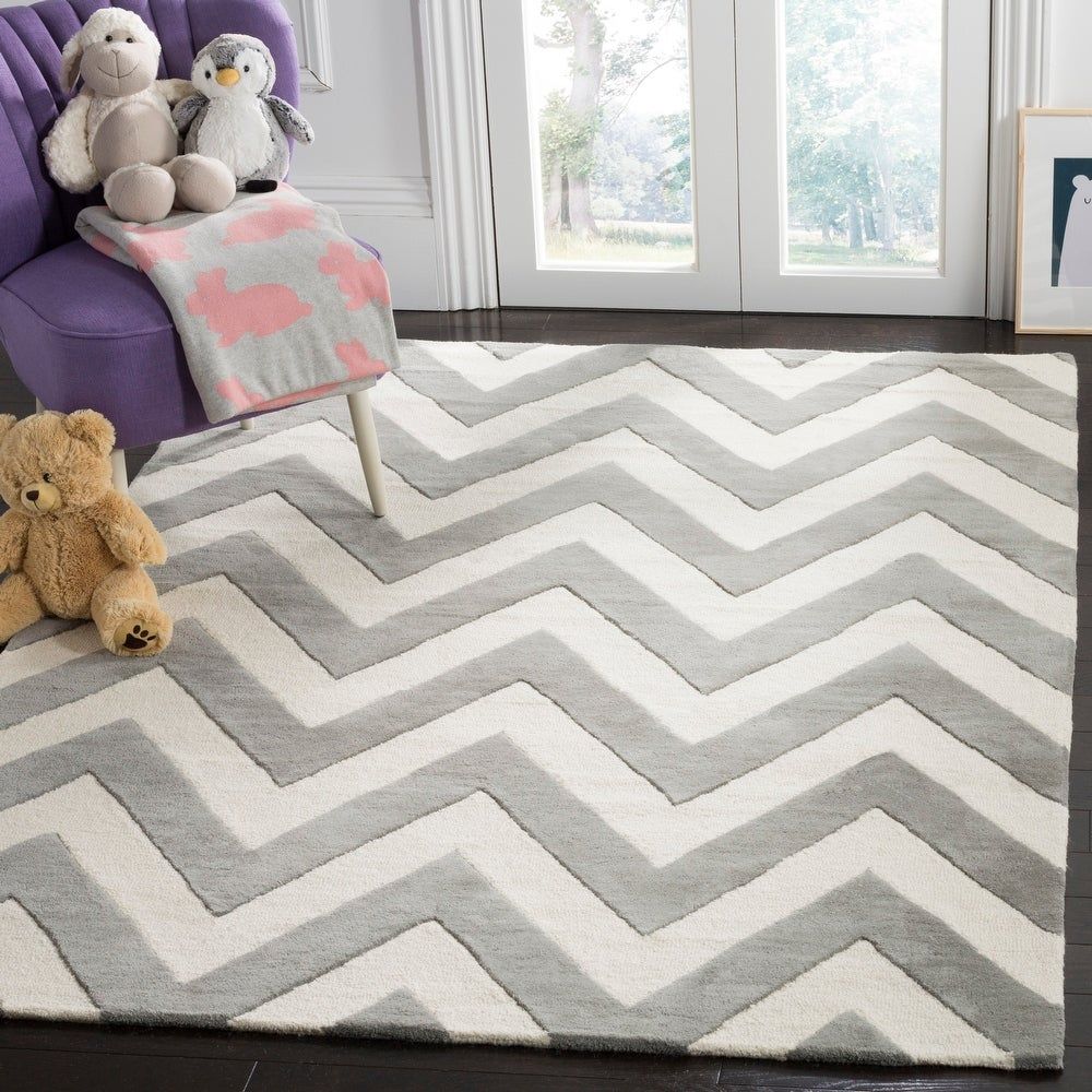 Safavieh Handmade Kids Soltana Wool Rug 8 10 GreyIvory — view 1