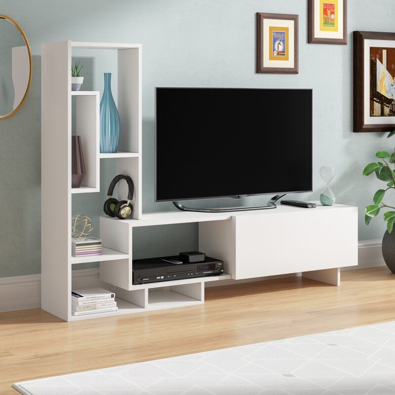 Mosby Entertainment Center thumbnail 2