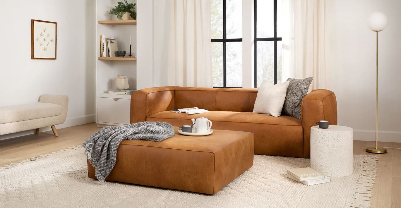 Cigar Rawhide Tan Sofa thumbnail 2