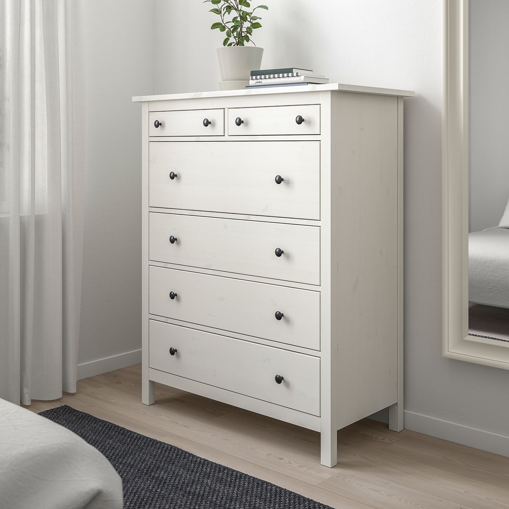 HEMNES Chest of drawers — view 1