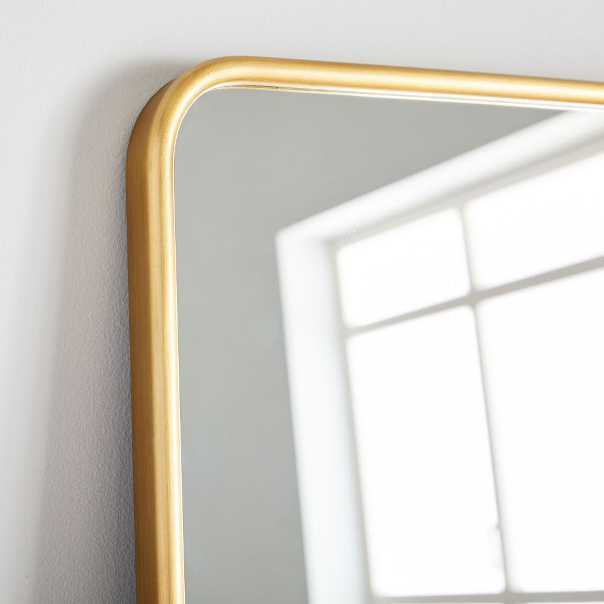 Modern Streamline Floor Mirror thumbnail 2