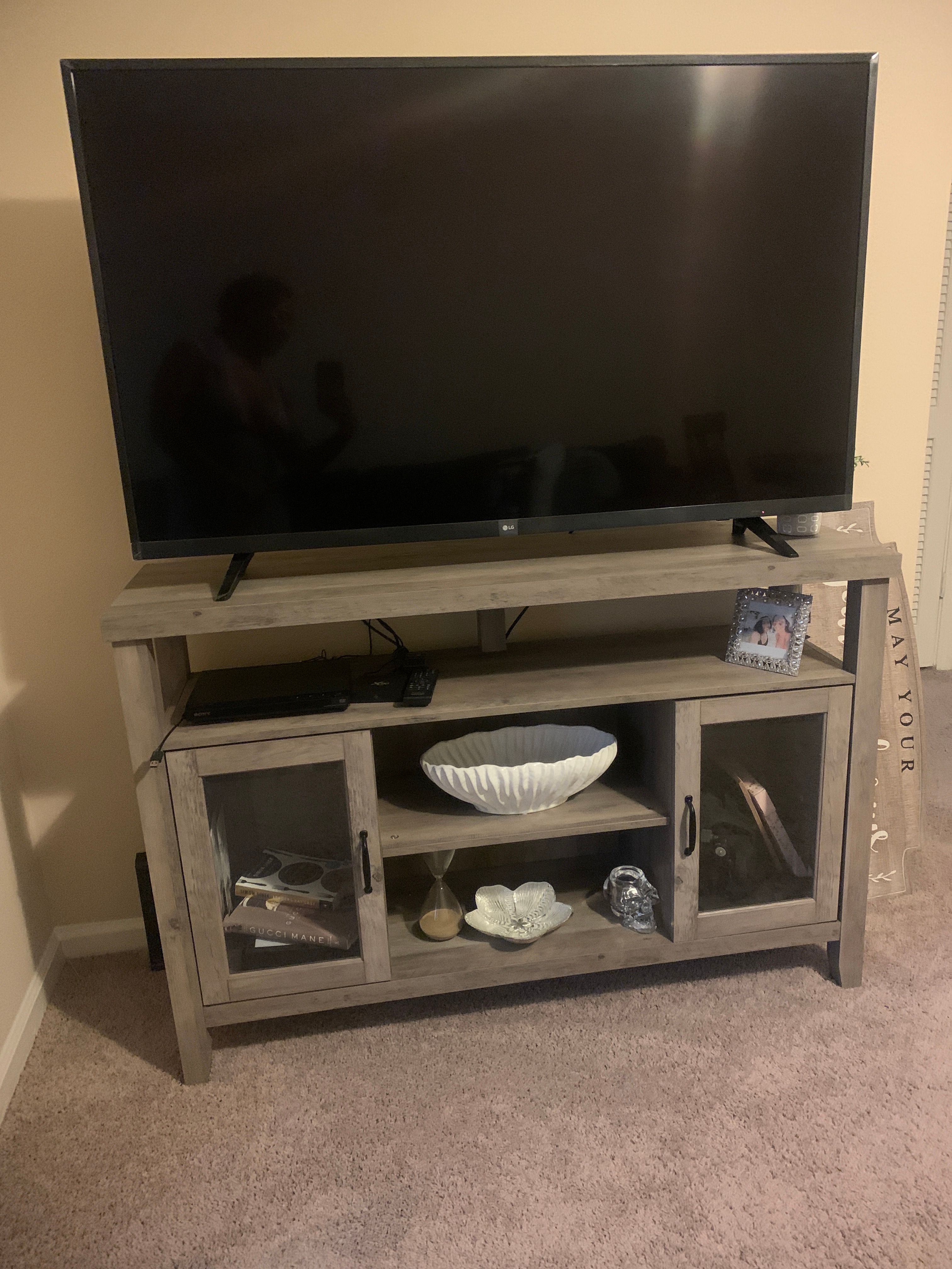 Customer_Product_Cabinet thumbnail 4