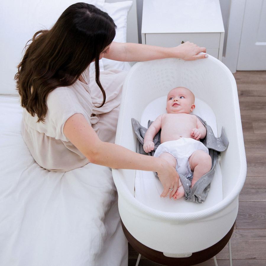 SNOO Smart Sleeper Bassinet thumbnail 3