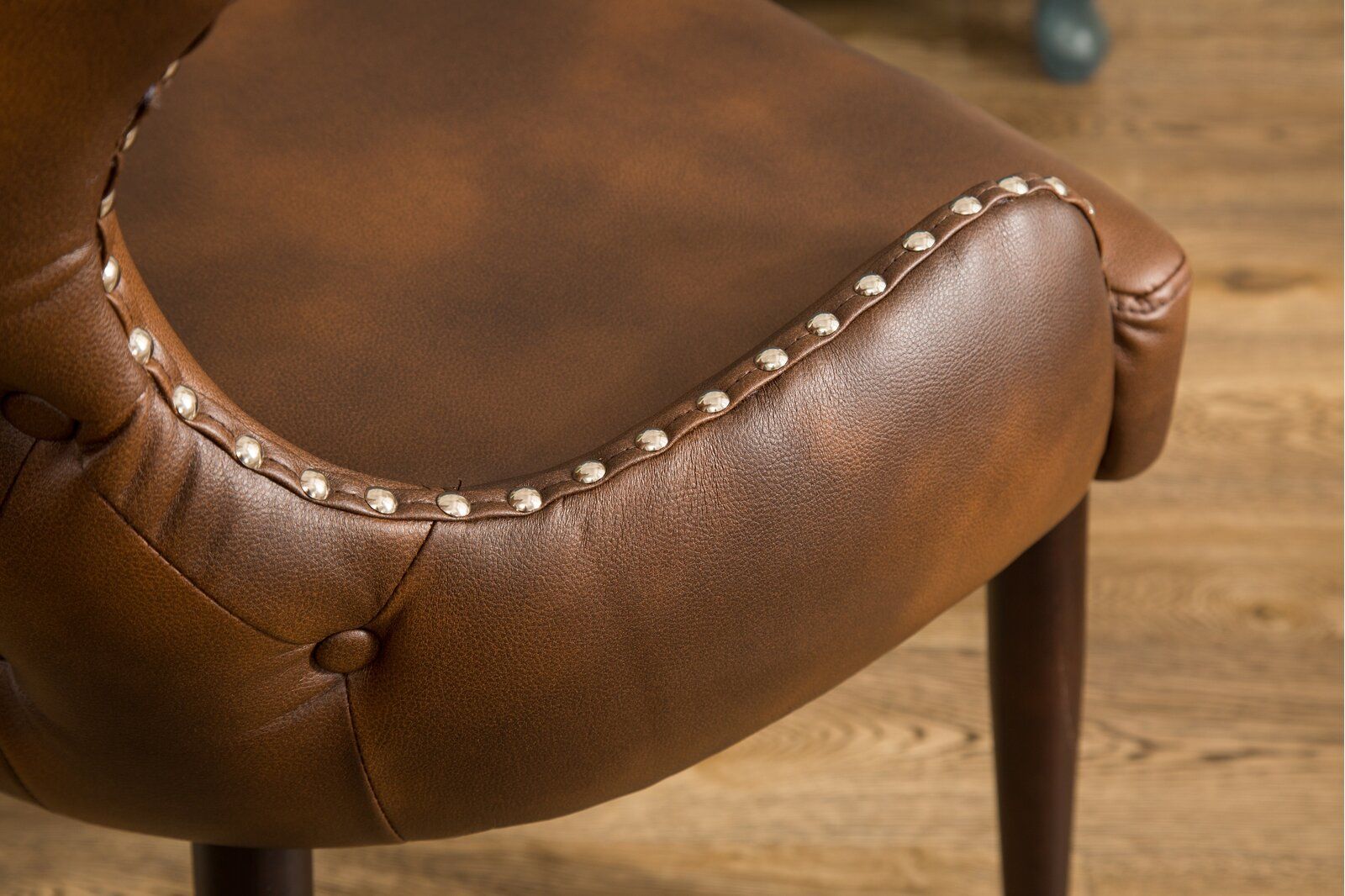 Shawnda Wingback Chair thumbnail 7