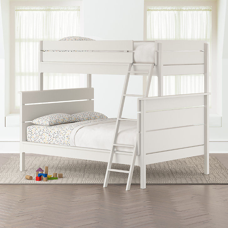 Wrightwood White Twin Over Full Bunk Bed thumbnail 5