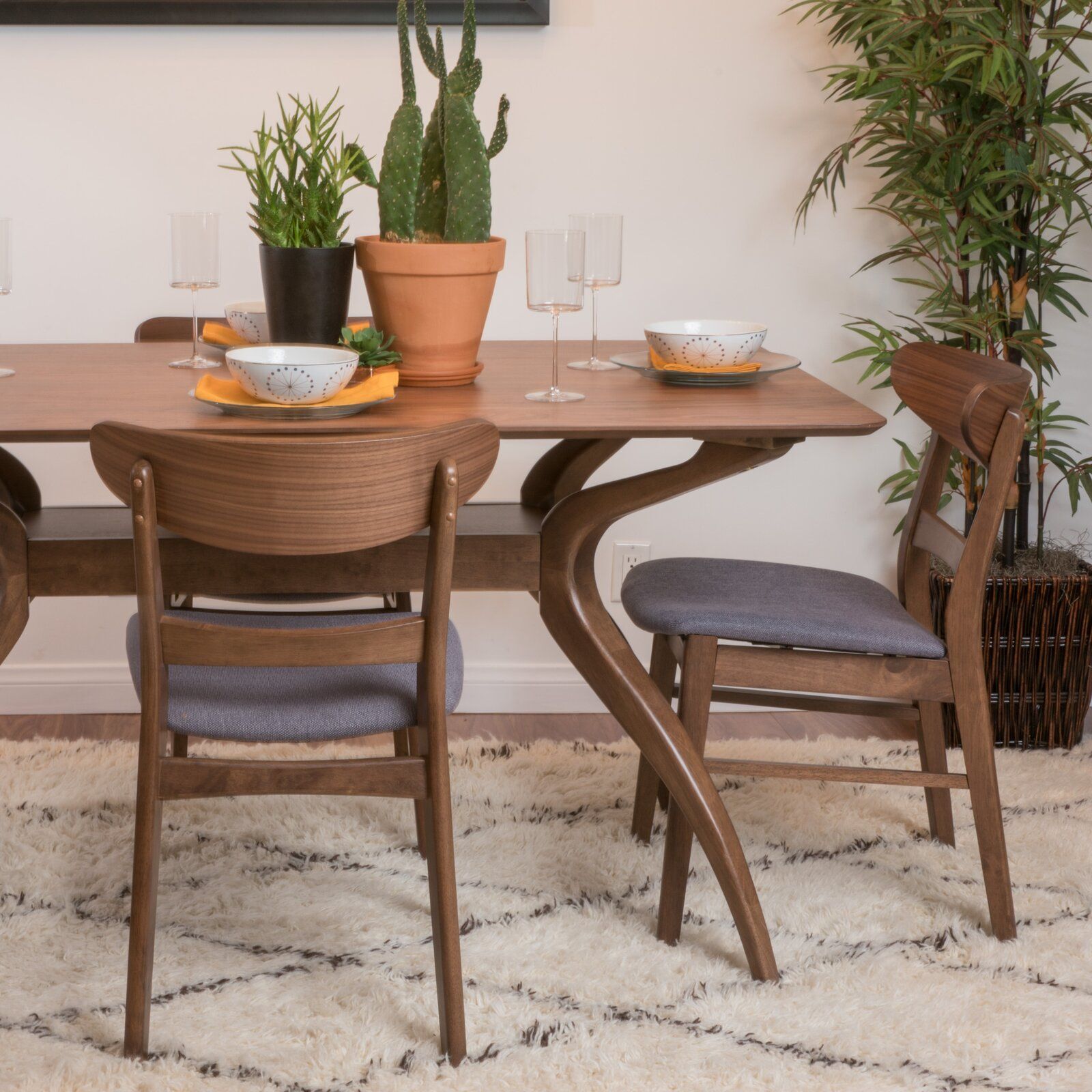 Chisdock Upholstered Side chair thumbnail 6