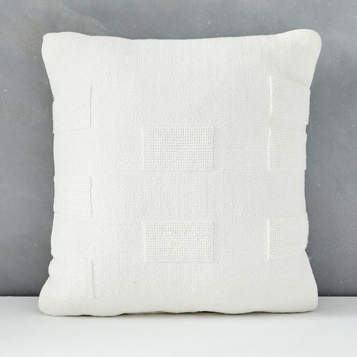Outdoor Tufted Pillow With Insert-24"x24" thumbnail 2