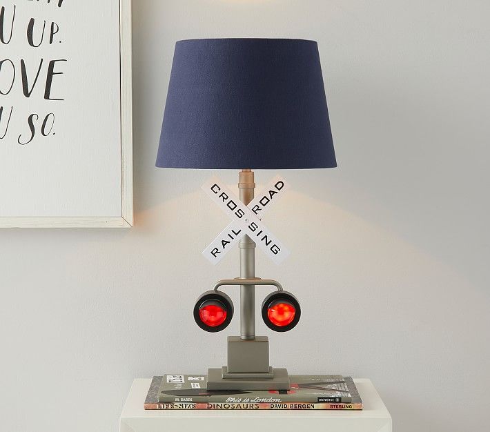 Railroad Crossing Lamp thumbnail 2