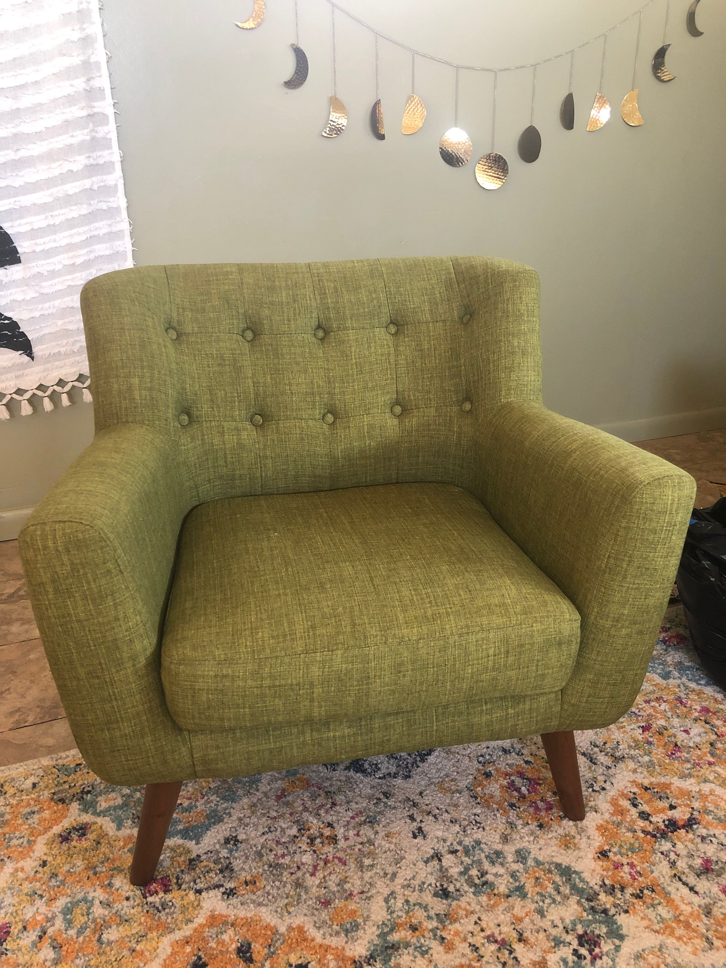 Customer_Chair thumbnail 2
