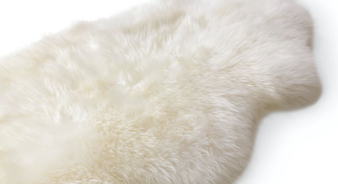 Lanna Ivory Sheepskin Throw-2'X3' thumbnail 3