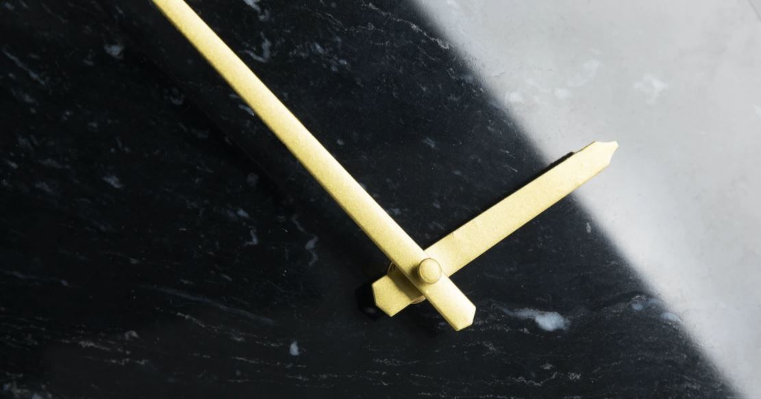 Maris Black Marble Clock thumbnail 3