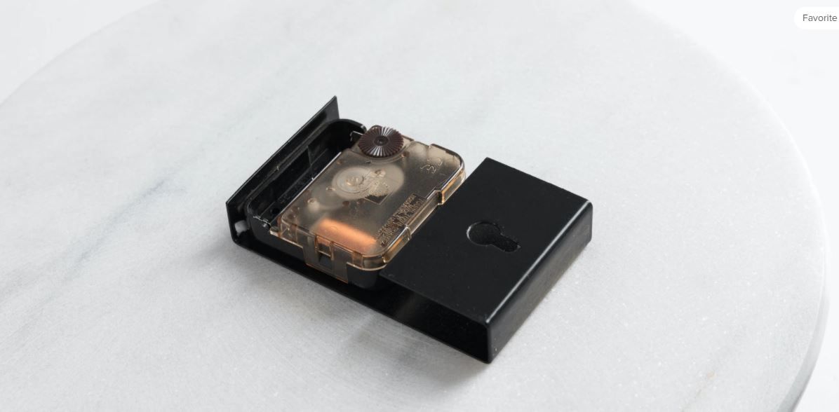 Maris White Marble Clock thumbnail 4