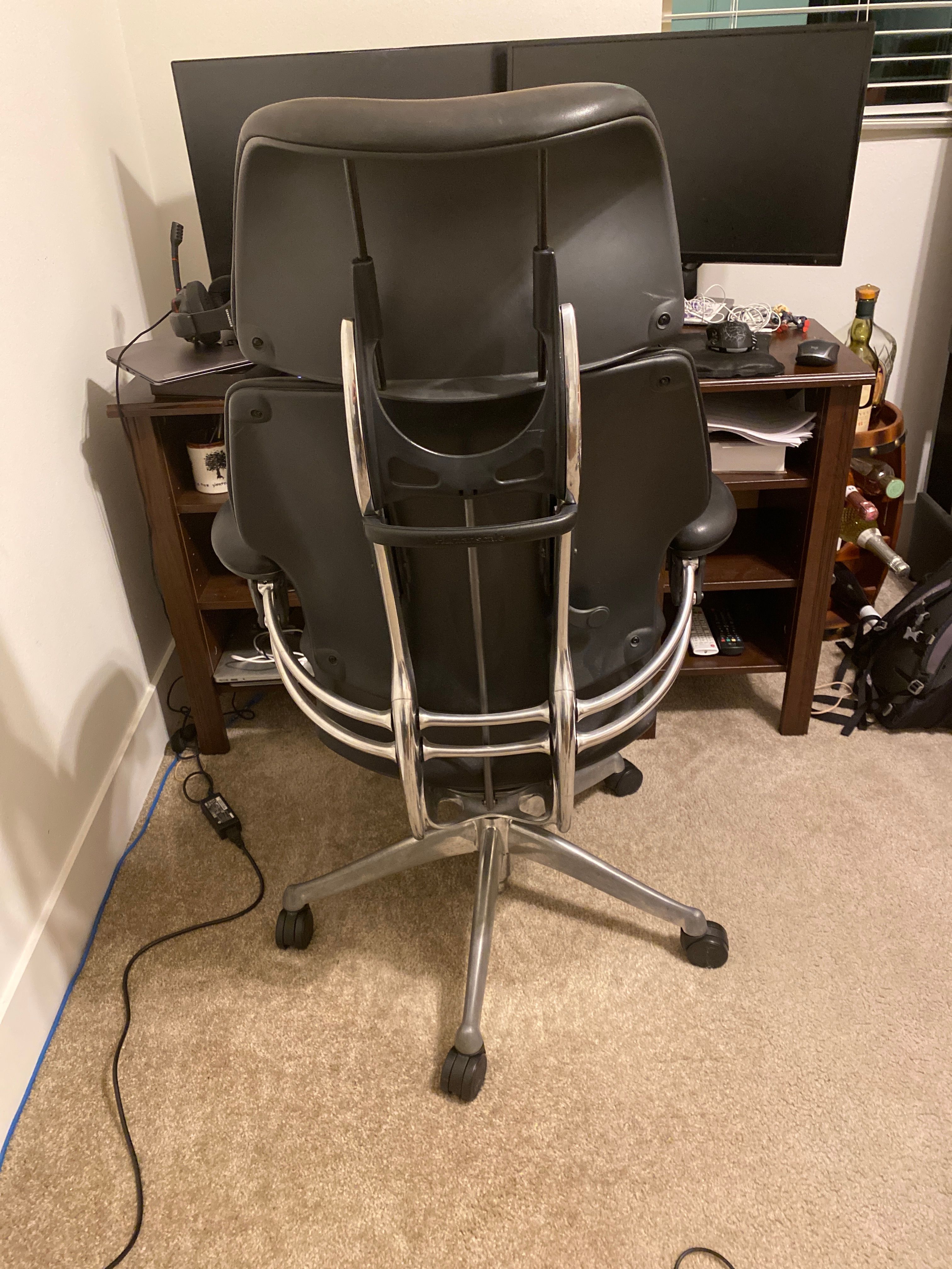 Customer_Owned_Ergonomic_Office_Chair thumbnail 3