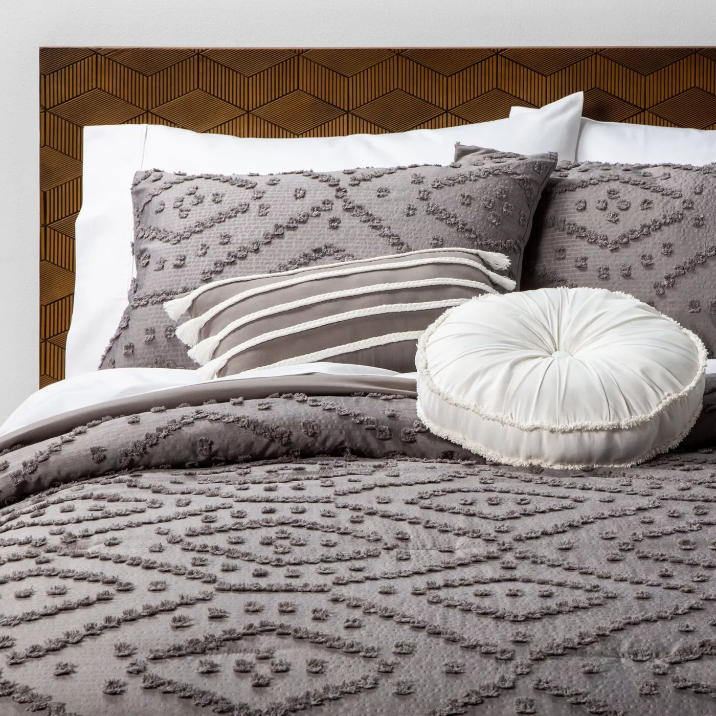 Olympia Clipped Pillow Sham thumbnail 2