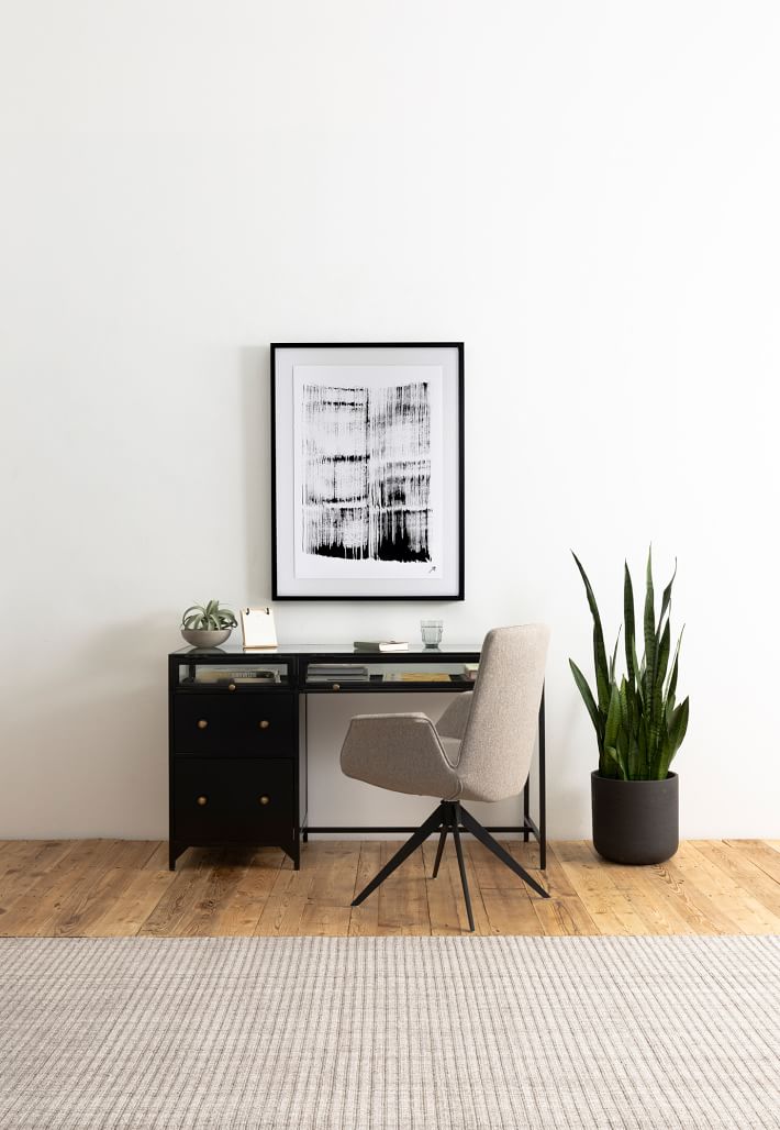 Customer Iron Glass Display Desk thumbnail 3