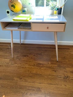 Customer Study Table thumbnail 2