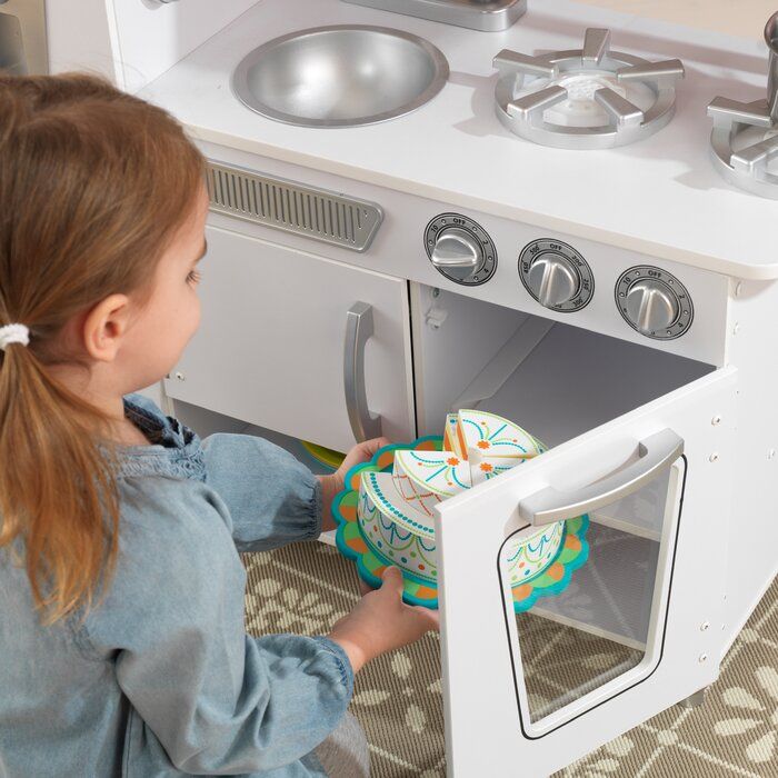 Vintage Kitchen Set thumbnail 2