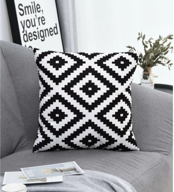Geometric Pattern Print Cushion Cover thumbnail 2