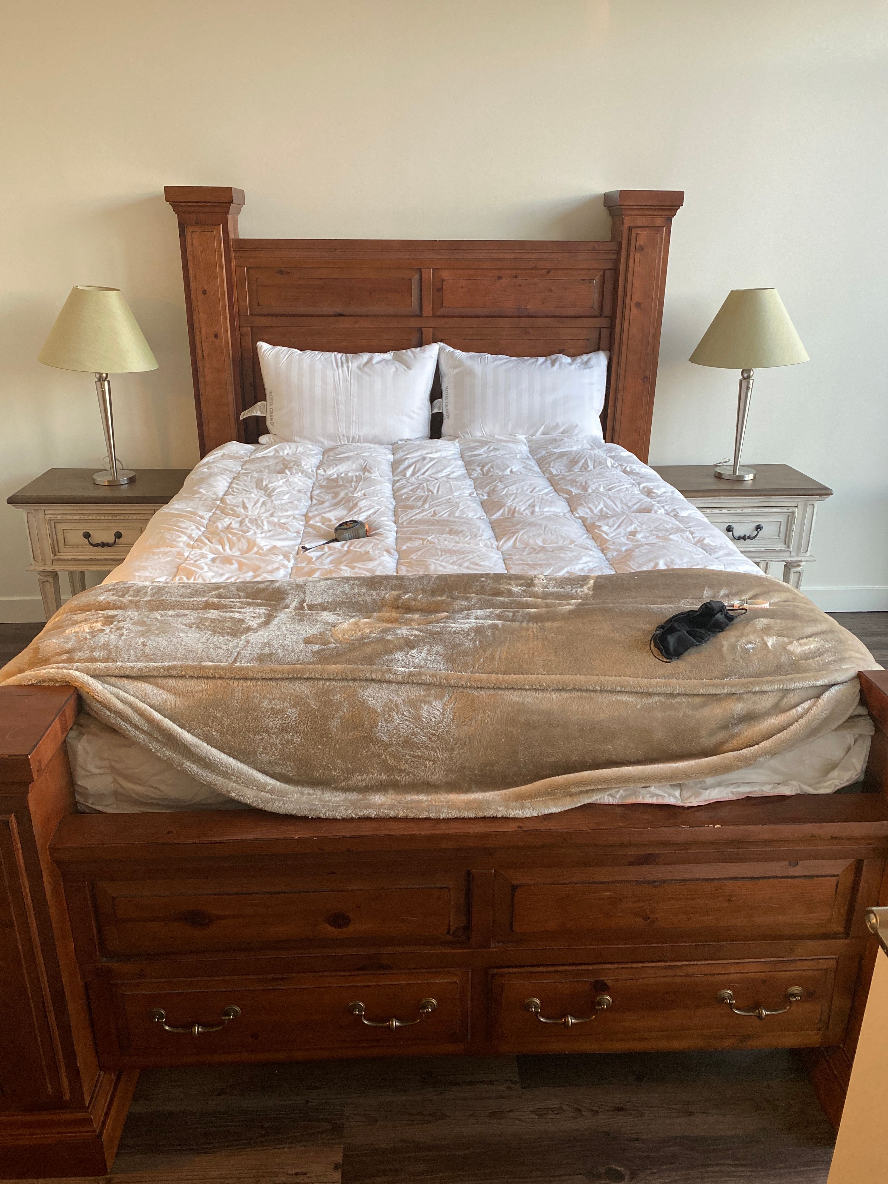 Customer Bed thumbnail 2