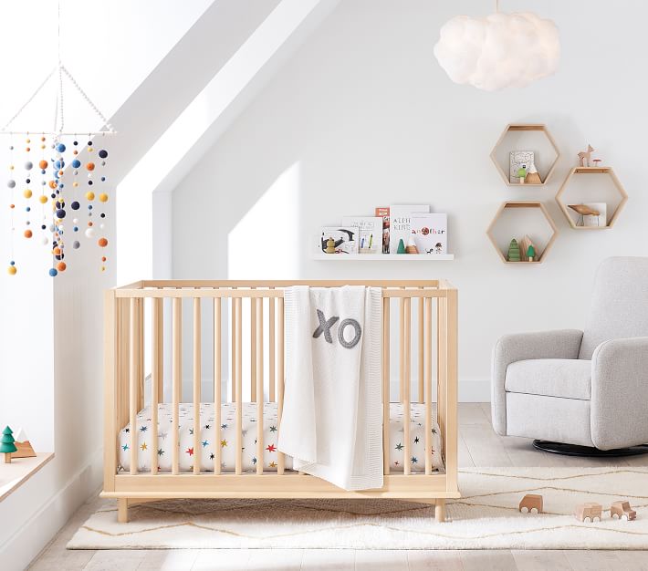 Nash Convertible Crib thumbnail 2